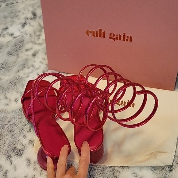 Cult Gaia Freya wrap around metallic pink sandals. - Picture 8 of 8